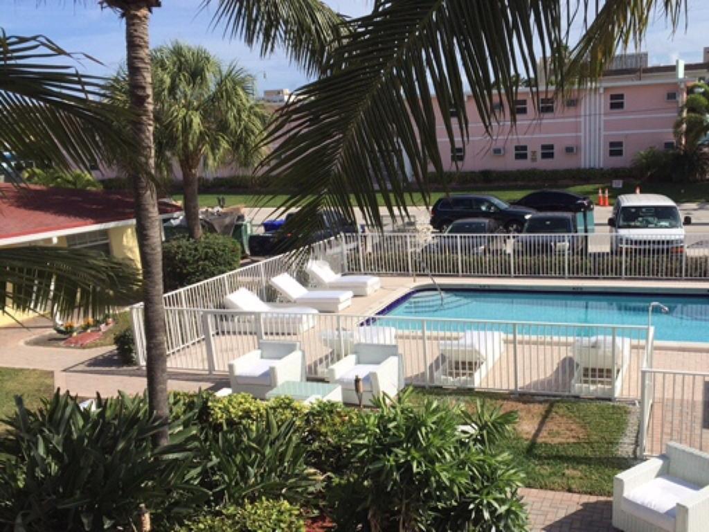 Luna Paradise By The Sea Aparthotel Lauderdale-by-the-Sea Zewnętrze zdjęcie
